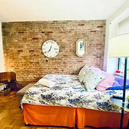 Times Square Manhattan - Private Room In 2 Bedroom Apartment